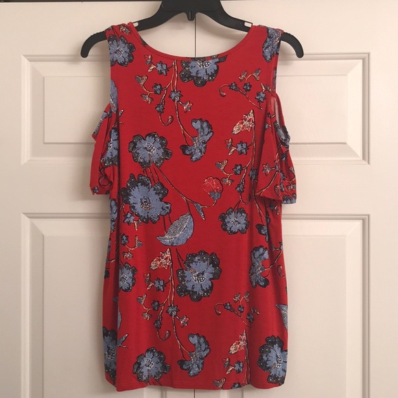 💜Tops 3 for $15 - add to bundle - Picture 5 of 5